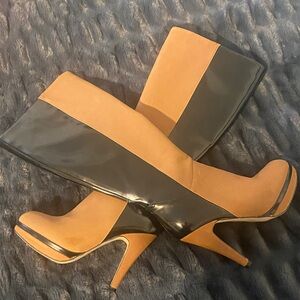 Shoe Dazzle Two-Tone Heeled Boots